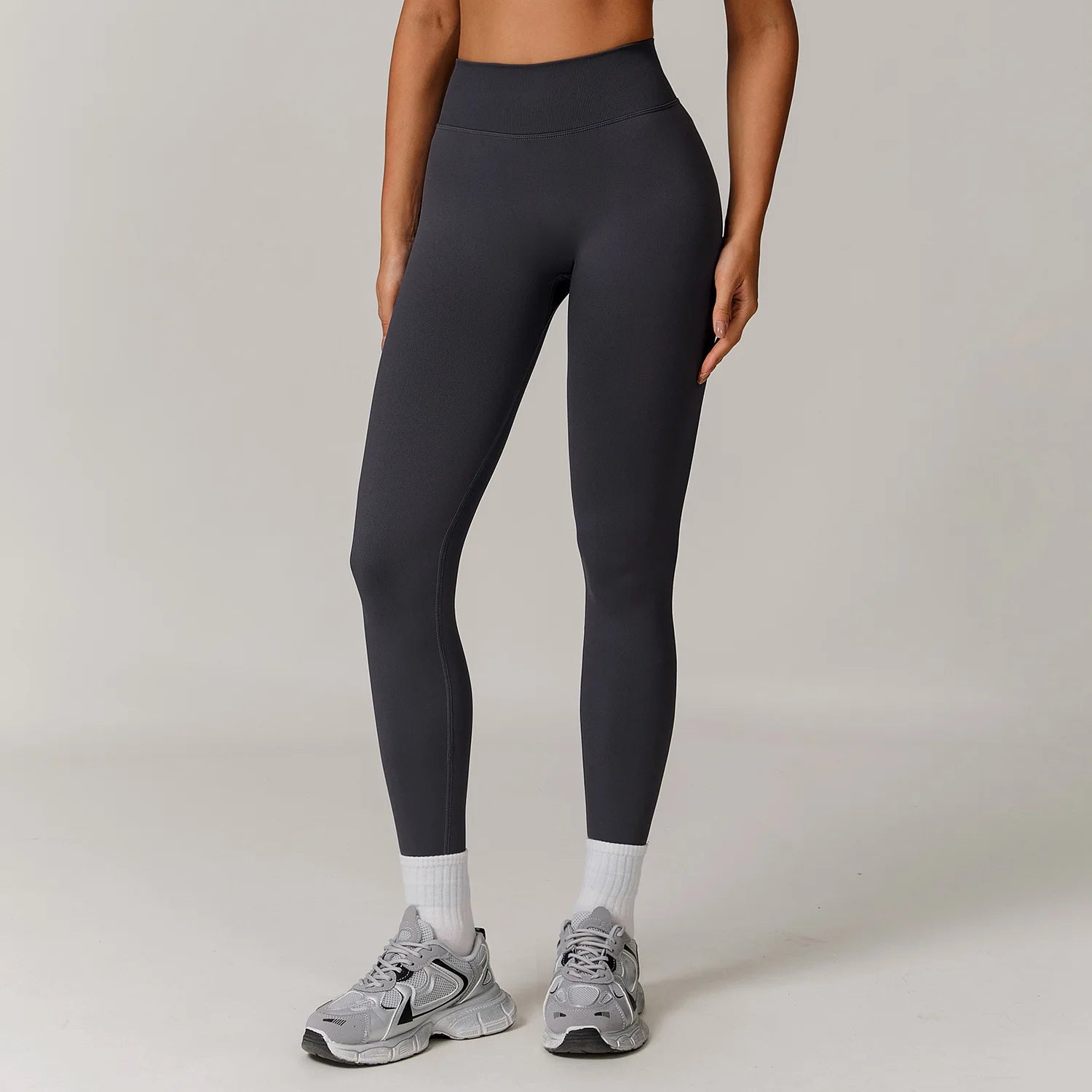 Comfortable And Formfitting Yoga Pants High Waist Hot Sale Fitness Lenggings Seamless Workout Pants Women Running Pants